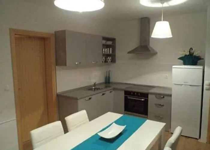 Ugljanski Gusari - Two Bedroom With Balcony And Sea View Appartamento Ugljan