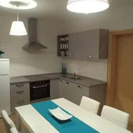 Ugljanski Gusari - Two Bedroom With Balcony And Sea View * Углян